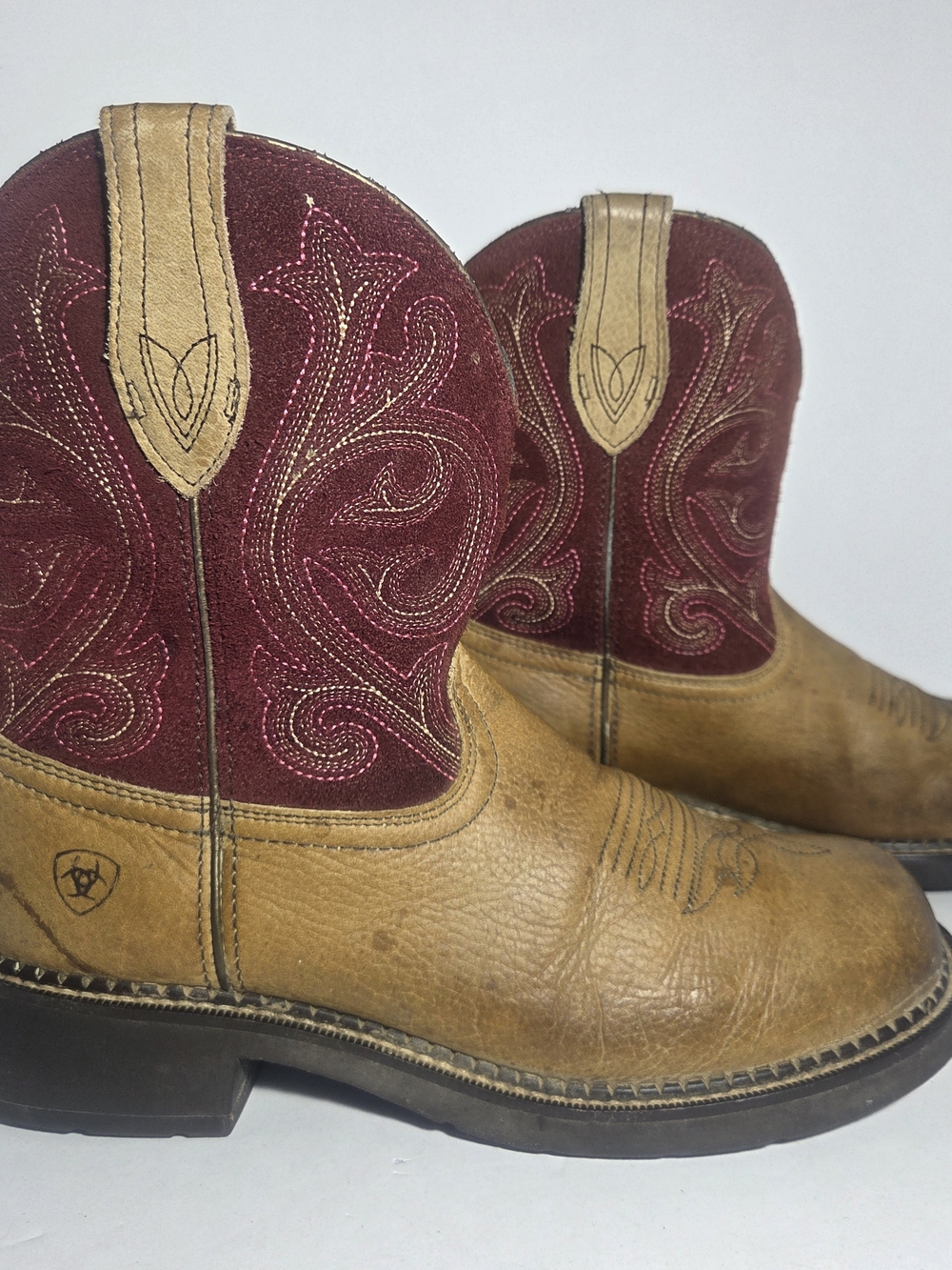 Ariat Fatbaby Heritage Boots Women's 10B Burgundy Tan Western Mid Calf